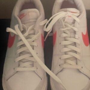 Nike woman’s shoes